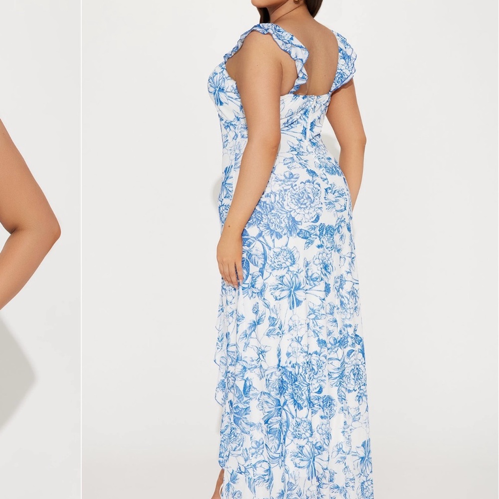 Fashion Nova Floral Blue and White Women's Dress - Picture 6 of 9